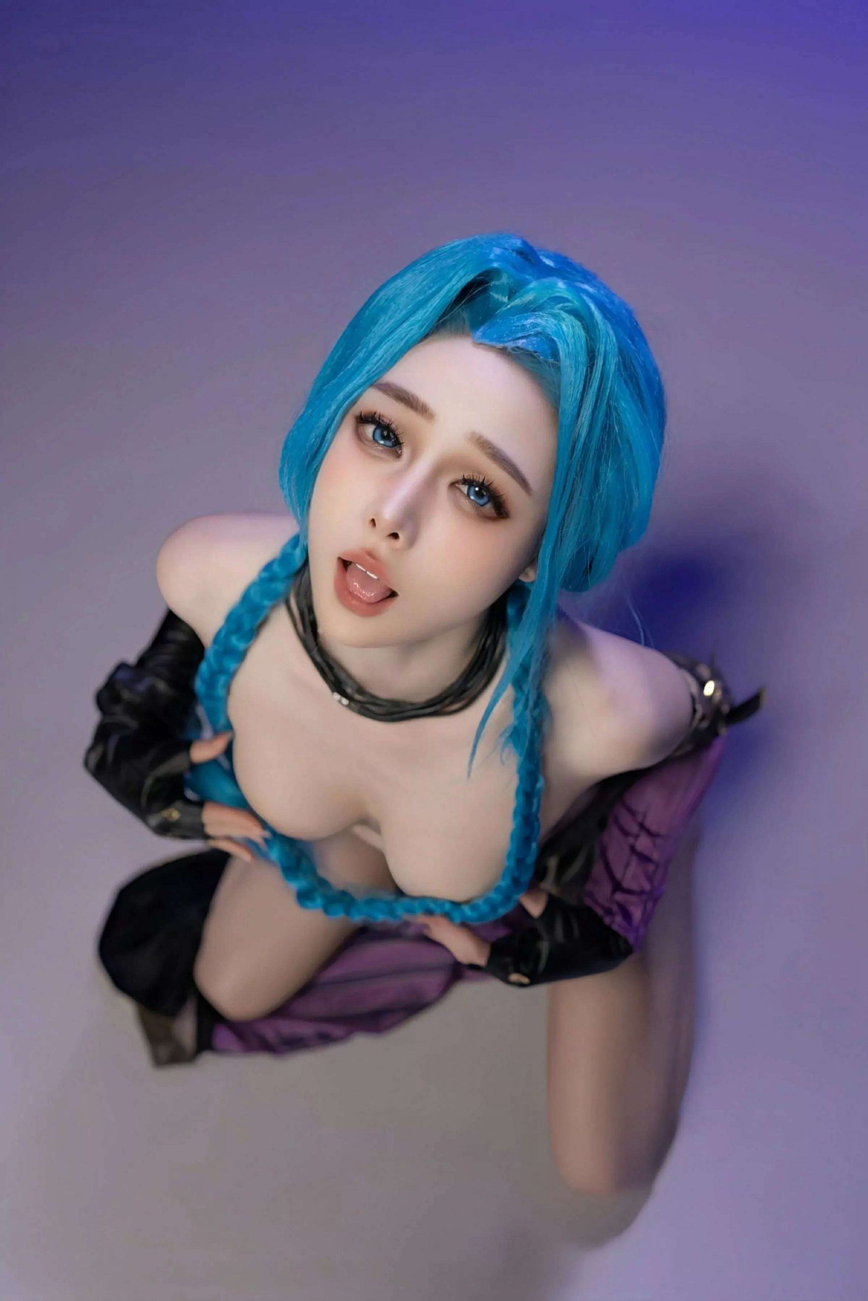 图片[10]-小逗逗 卡塔尔旅拍 Cosplay装扮搭配肉色丝袜-优兔